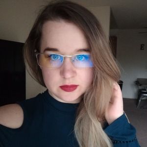 Meet your Posher, Alexandra